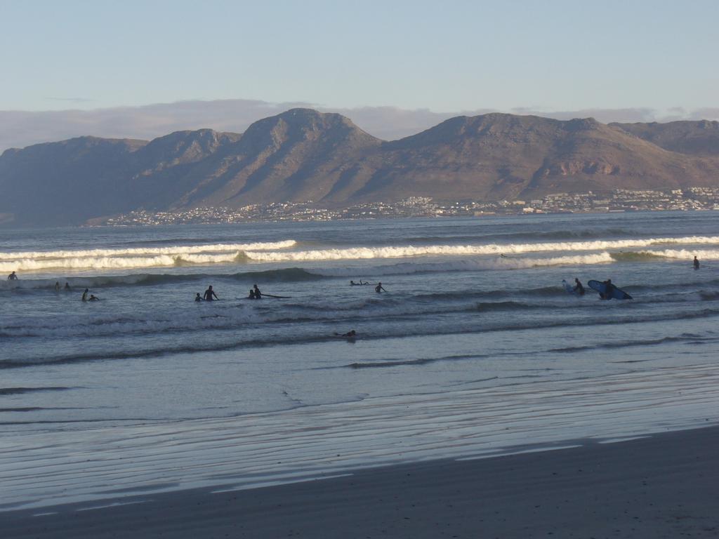 Royal At Sea Appartement Muizenberg Buitenkant foto